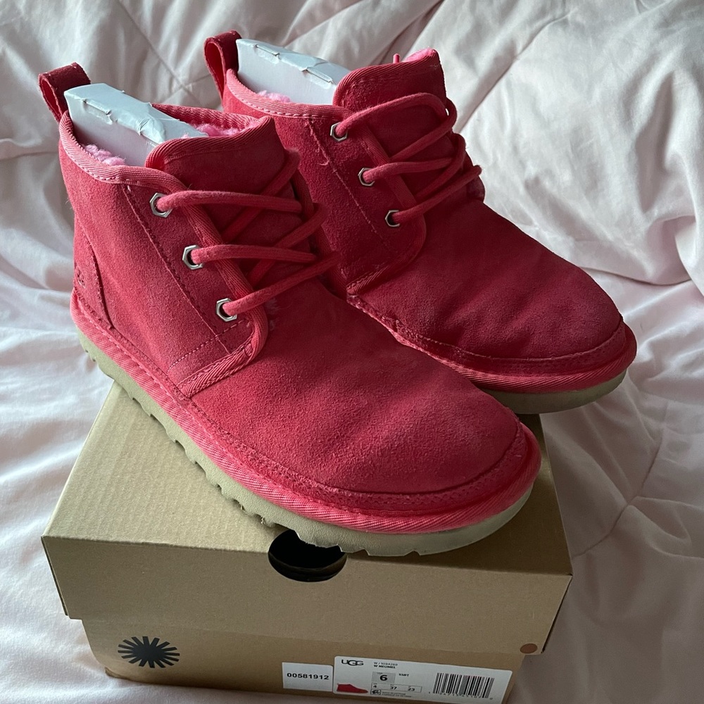 Strawberry pink ugg neumel